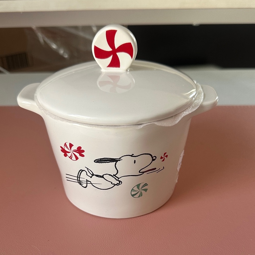 Snoopy Ceramic Sugar Pot with Lid - White & Red Peppermint Design